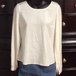 The LIMITED Blouse Top